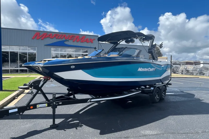 Slide: The Image of Mastercraft X24 2024 - 8