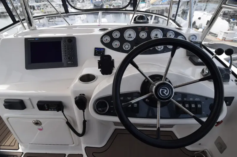Slide: The Image of Riviera 33 Open Flybridge 2006 - 16