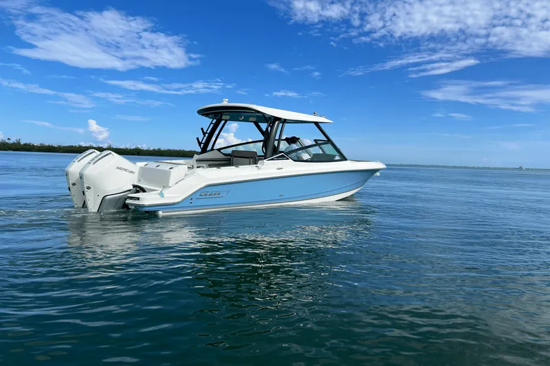Slide: The Image of Boston Whaler 280 Vantage 2026 - 15