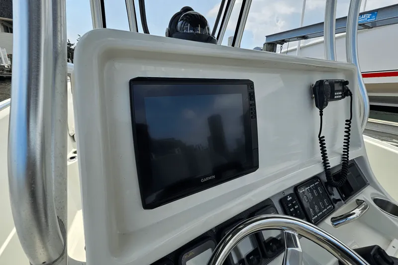 Slide: The Image of Sailfish 2660 CC 2008 - 11