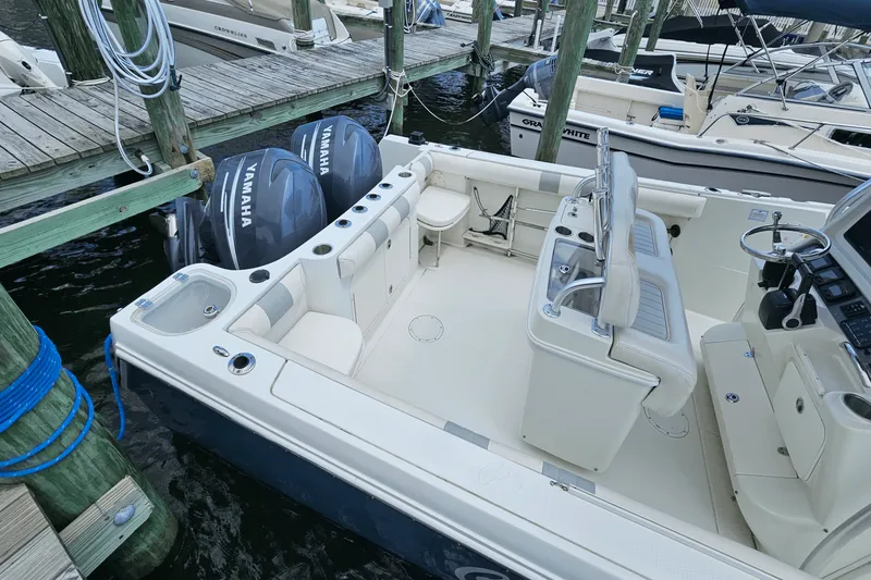 Slide: The Image of Sailfish 2660 CC 2008 - 6