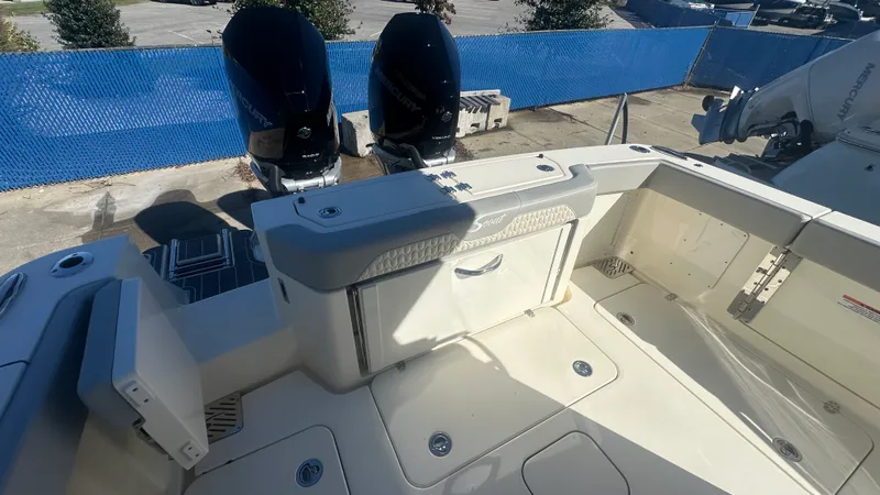 Slide: The Image of Scout 288 LXF 2026 - 15