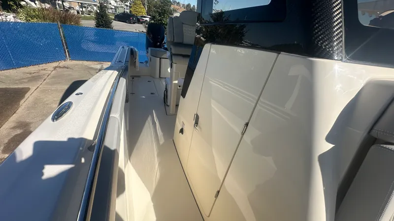 Slide: The Image of Scout 288 LXF 2026 - 30