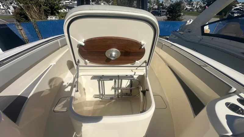 Slide: The Image of Scout 288 LXF 2026 - 38