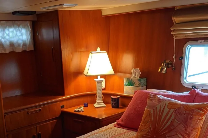Slide: The Image of Interior of 1992 Jefferson 43 Sun Deck yacht with cozy bedroom. - 40