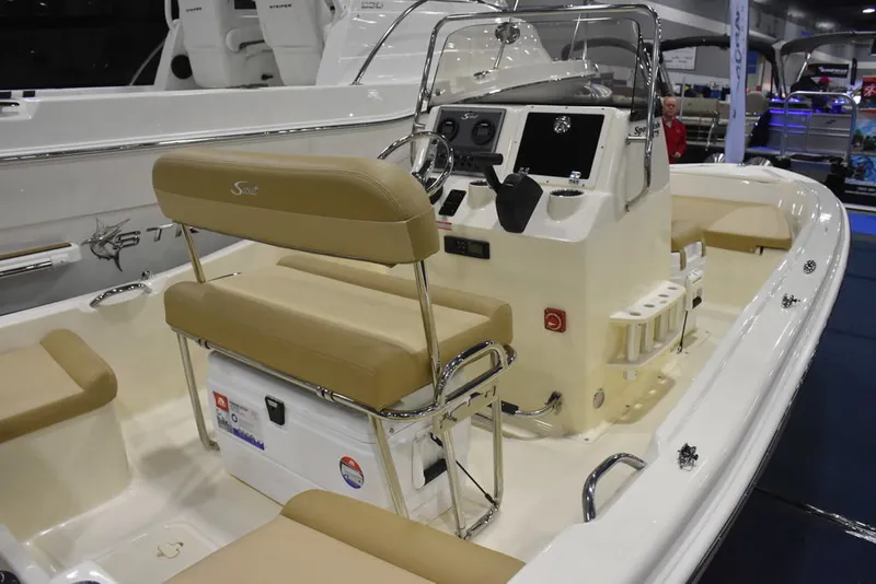 Slide: The Image of Scout 175 Sportfish 2025 - 17