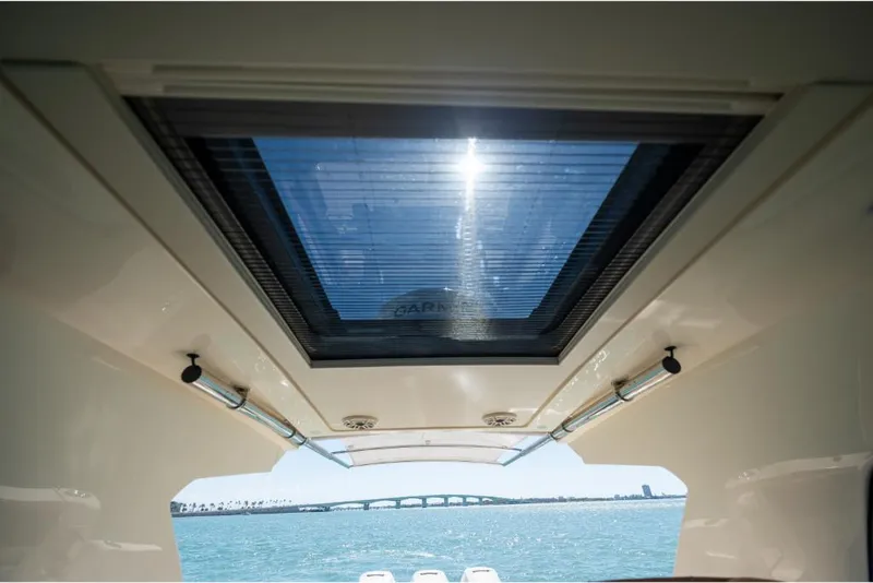 Slide: The Image of Scout 350 LXZ 2023 - 112