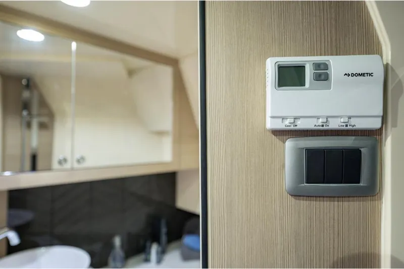 Slide: The Image of Scout 350 LXZ 2023 - 116