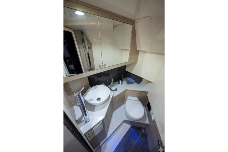 Slide: The Image of Scout 350 LXZ 2023 - 118