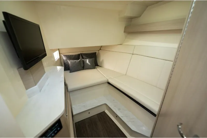 Slide: The Image of Scout 350 LXZ 2023 - 124