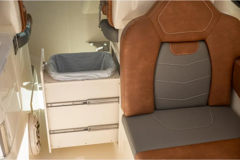 Slide: The Image of Scout 350 LXZ 2023 - 62