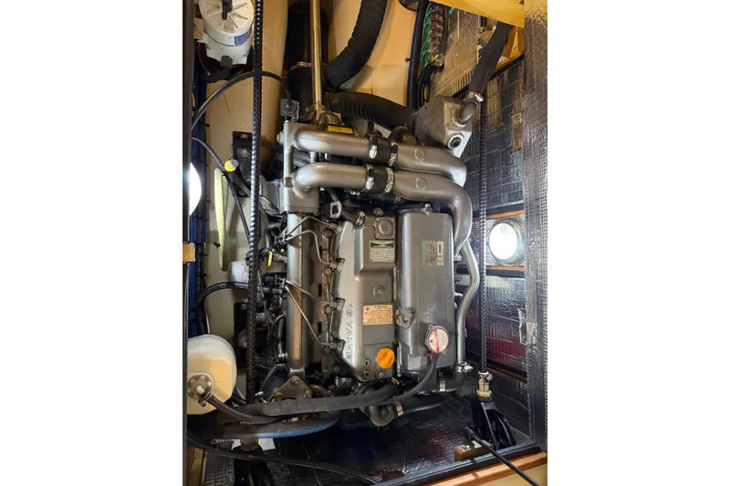 Slide: The Image of Island Packet SP Cruiser 2008 - 146