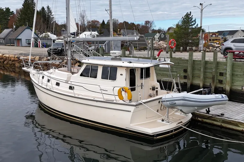 Slide: The Image of Island Packet SP Cruiser 2008 - 3