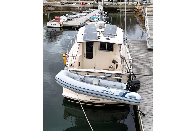 Slide: The Image of Island Packet SP Cruiser 2008 - 8