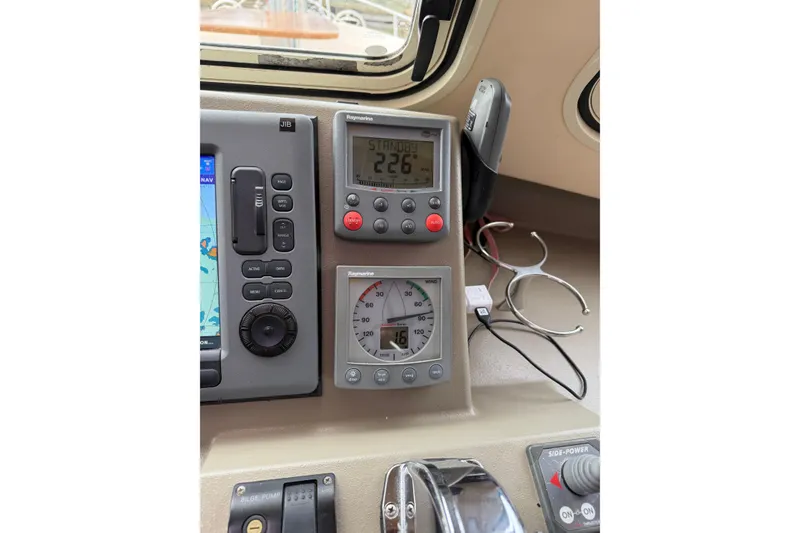 Slide: The Image of Island Packet SP Cruiser 2008 - 83