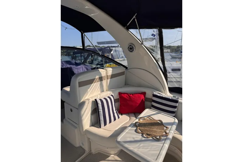 Slide: The Image of Sea Ray Sundancer 320 2004 - 12