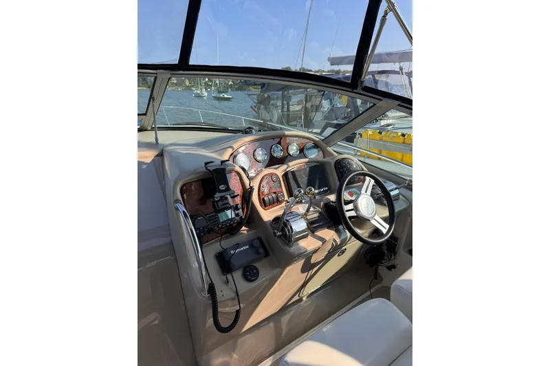 Slide: The Image of Sea Ray Sundancer 320 2004 - 14