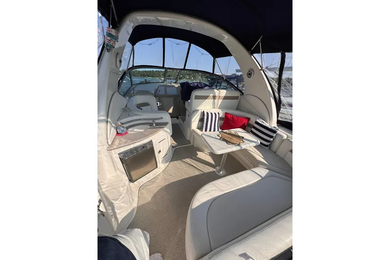 Slide: The Image of Sea Ray Sundancer 320 2004 - 25