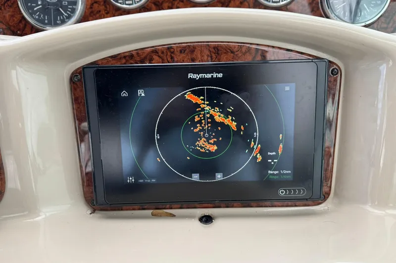 Slide: The Image of Sea Ray Sundancer 320 2004 - 36