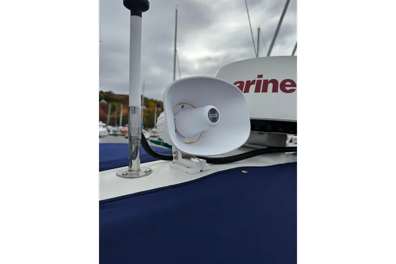 Slide: The Image of Sea Ray Sundancer 320 2004 - 50