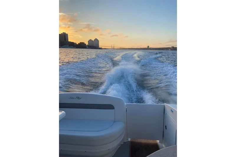 Slide: The Image of Sea Ray Sundancer 320 2004 - 56