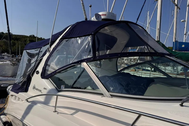 Slide: The Image of Sea Ray Sundancer 320 2004 - 8