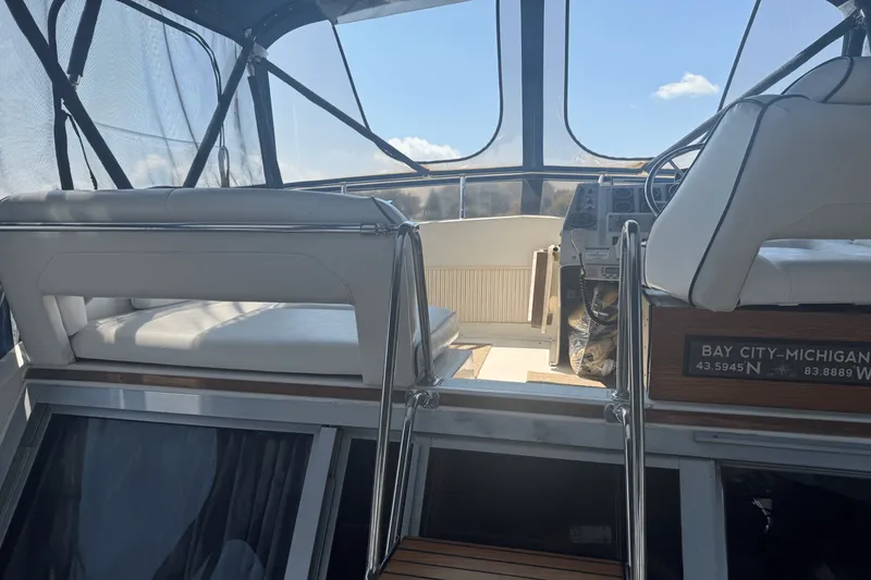 Slide: The Image of Carver Yachts 27 SANTEGO 1989 - 10