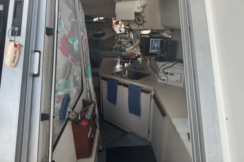 Slide: The Image of Carver Yachts 27 SANTEGO 1989 - 15