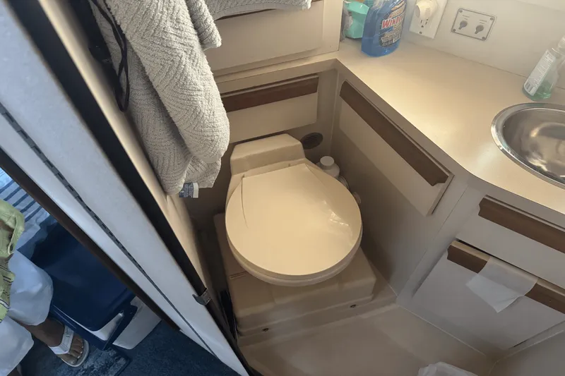 Slide: The Image of Carver Yachts 27 SANTEGO 1989 - 16