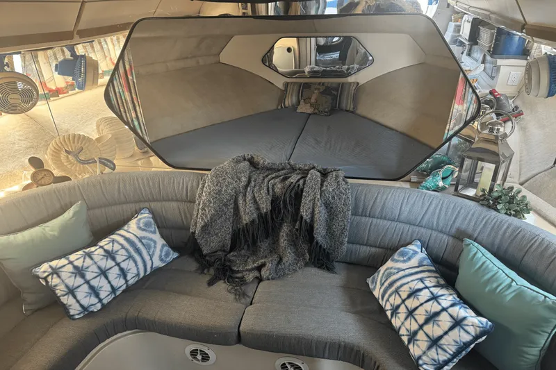 Slide: The Image of Carver Yachts 27 SANTEGO 1989 - 17