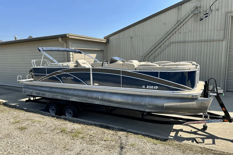 Slide: The Image of Sylvan 8523 MANDALAY CRS 2013 - 1