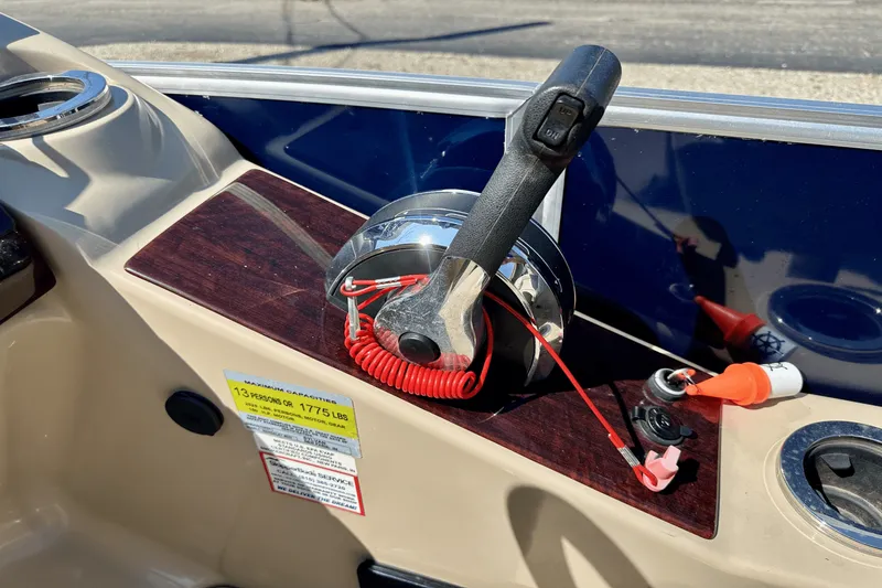 Slide: The Image of Sylvan 8523 MANDALAY CRS 2013 - 16