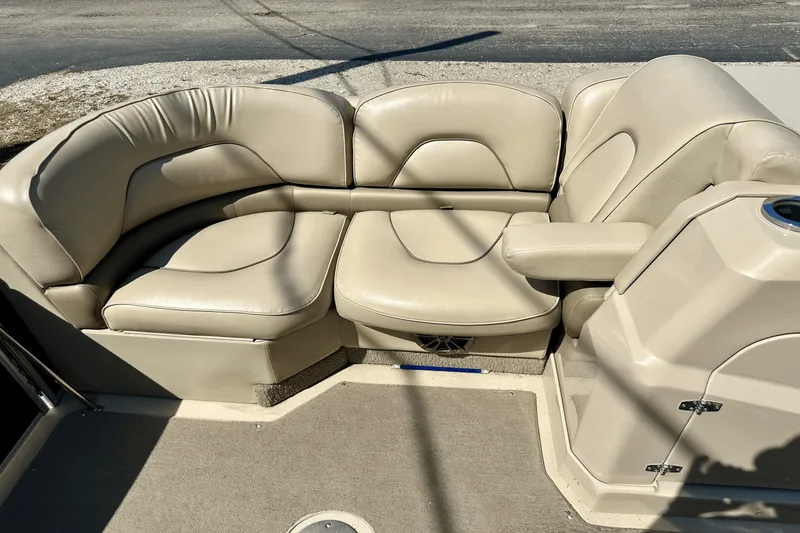 Slide: The Image of Sylvan 8523 MANDALAY CRS 2013 - 29