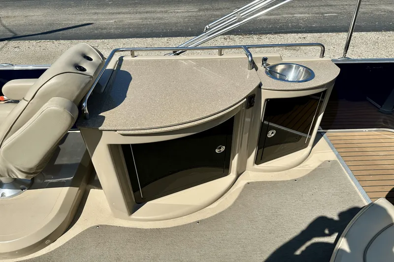 Slide: The Image of Sylvan 8523 MANDALAY CRS 2013 - 8