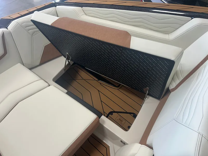Slide: The Image of Nautique G23 2026 - 20