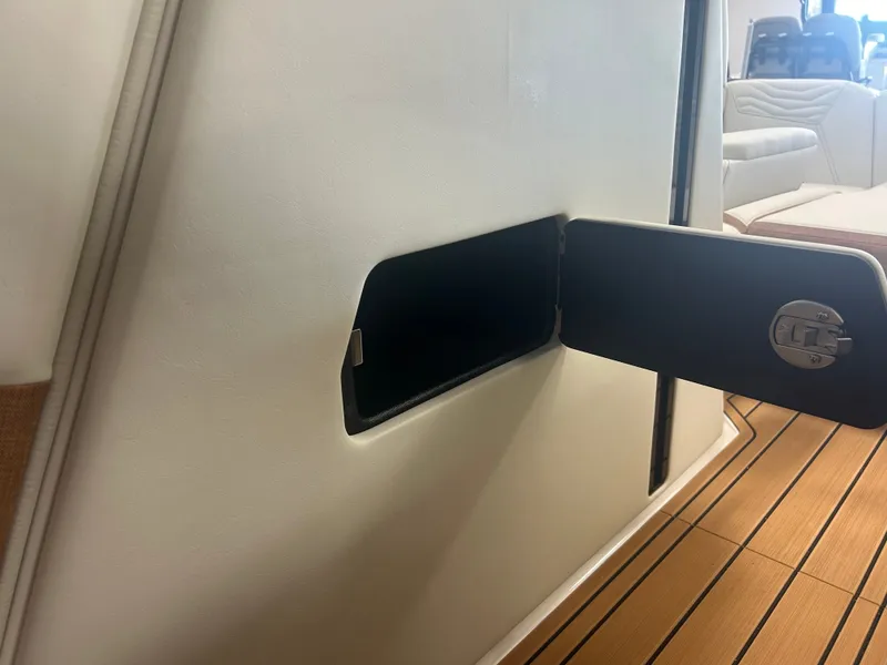 Slide: The Image of Nautique G23 2026 - 14