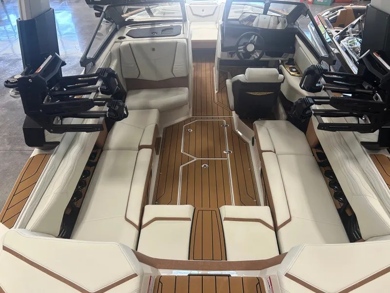 Slide: The Image of Nautique G23 2026 - 4