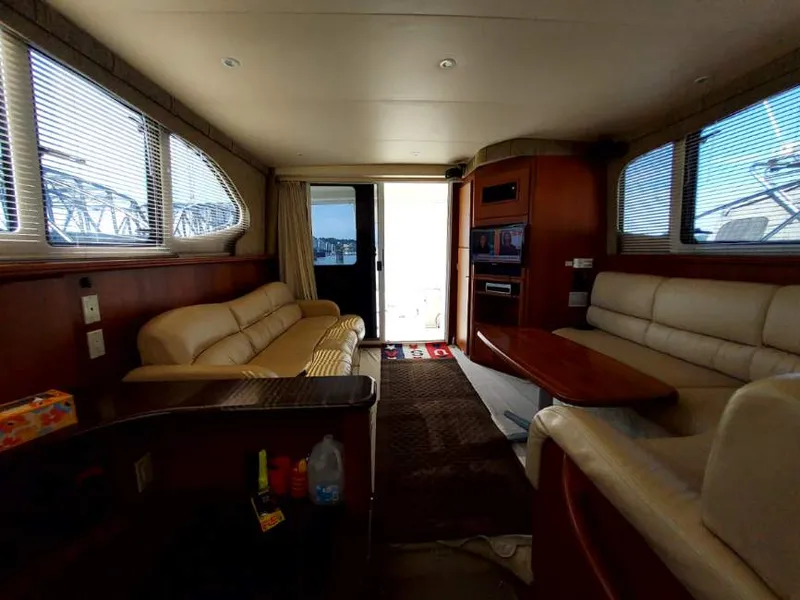 Slide: The Image of Silverton 38 CONVERTIBLE 2004 - 24