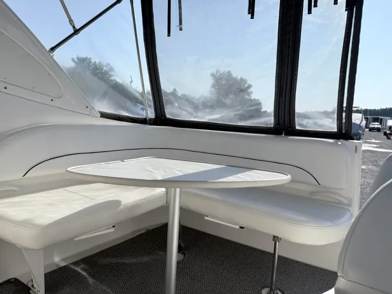 Slide: The Image of Bayliner 315 SB 2011 - 9