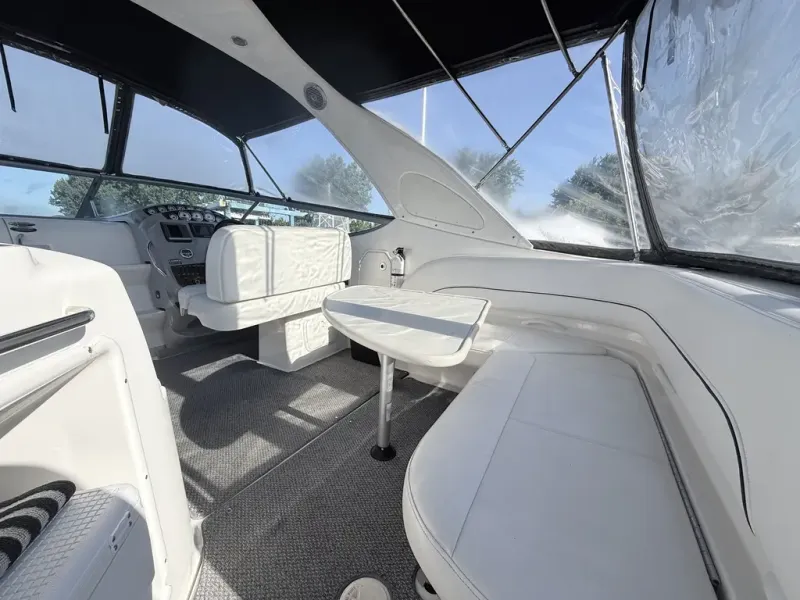 Slide: The Image of Bayliner 315 SB 2011 - 8