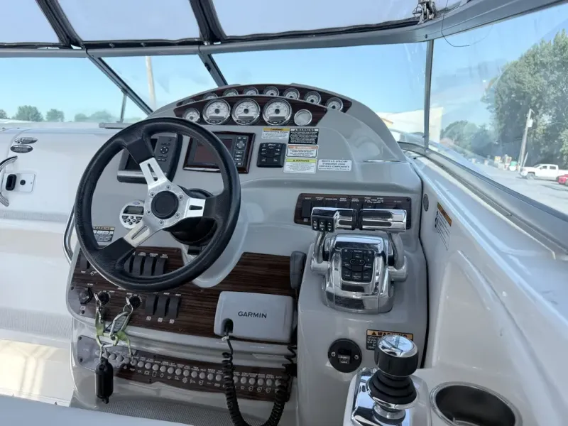 Slide: The Image of Bayliner 315 SB 2011 - 14