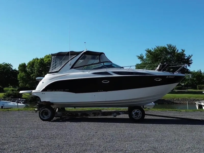 The Image of Bayliner 315 SB 2011 - 0
