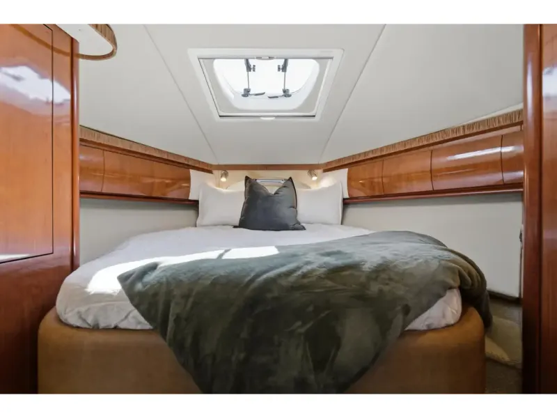 Slide: The Image of Sea Ray 44 Sundancer 2006 - 39