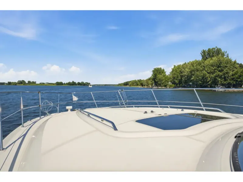 Slide: The Image of Sea Ray 44 Sundancer 2006 - 23