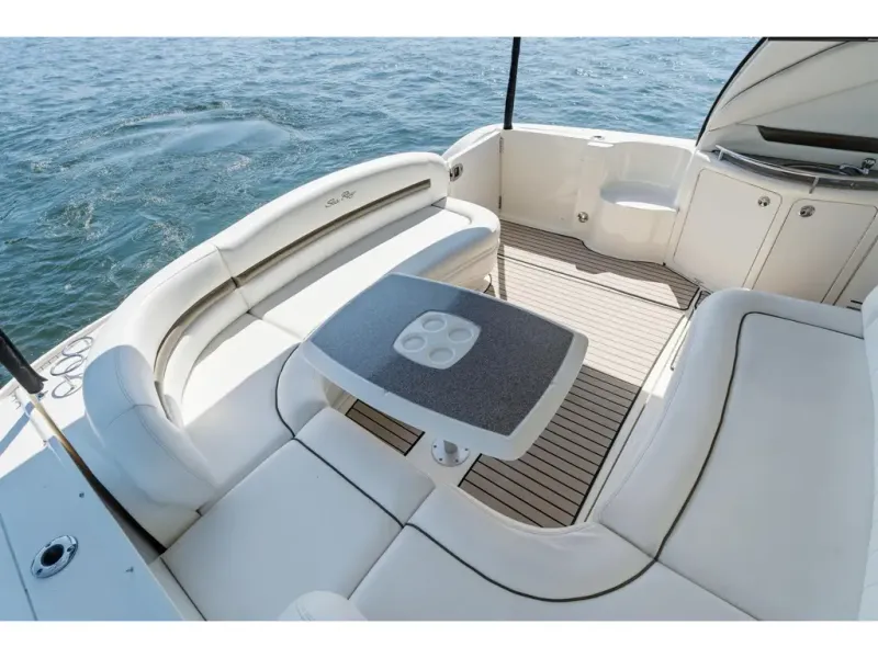Slide: The Image of Sea Ray 44 Sundancer 2006 - 15