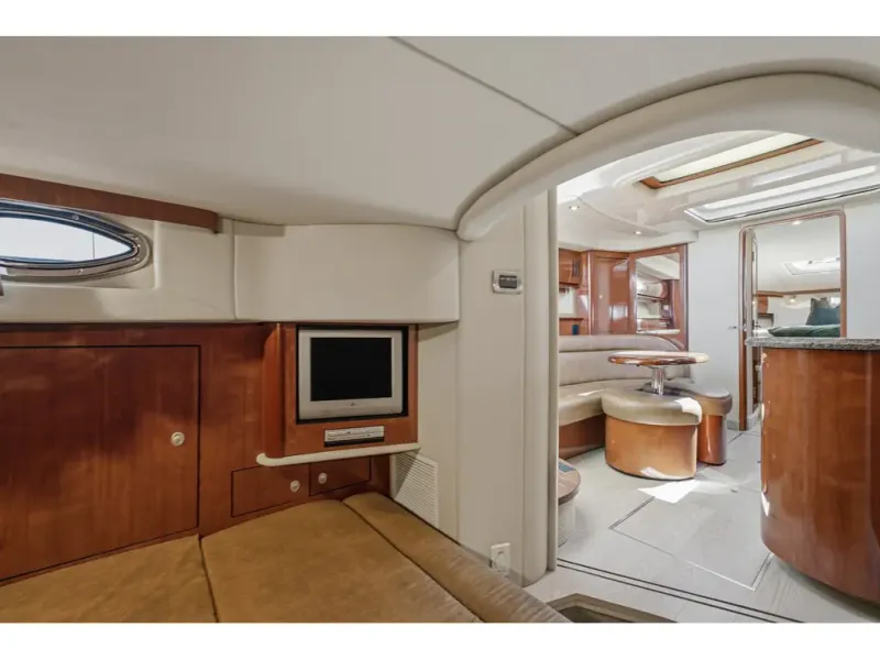 Slide: The Image of Sea Ray 44 Sundancer 2006 - 36