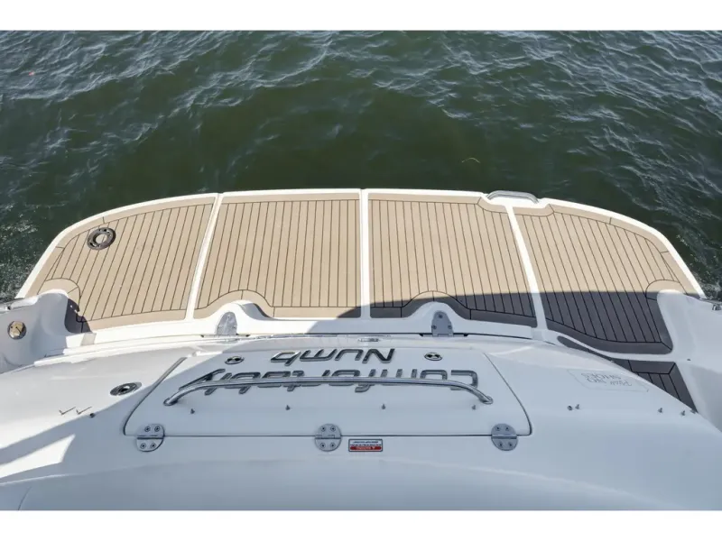 Slide: The Image of Sea Ray 44 Sundancer 2006 - 11