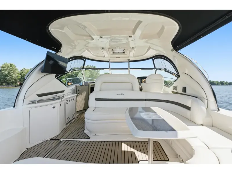 Slide: The Image of Sea Ray 44 Sundancer 2006 - 13