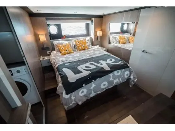 Slide: The Image of Cranchi 53 LD Trawler 2018 - 31