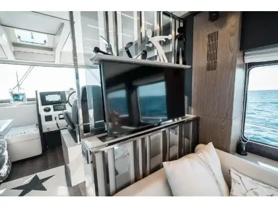 Slide: The Image of Cranchi 53 LD Trawler 2018 - 23